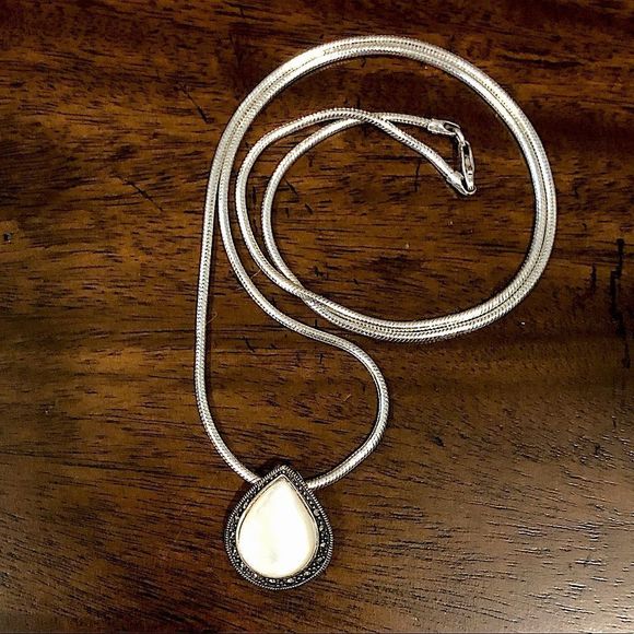 Vintage Marcasite Mother of Pearl Sterling Silver Teardrop Necklace - Picture 2 of 13